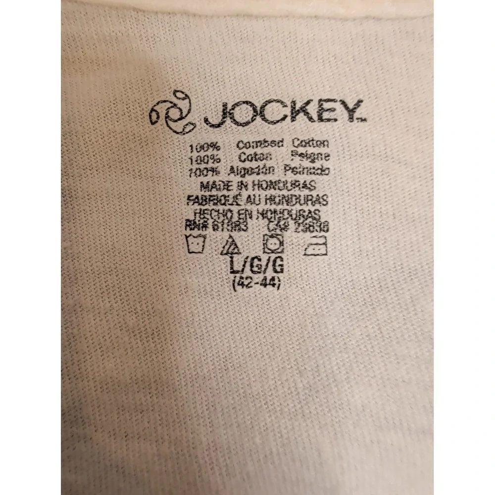 Jockey White V-Neck T-Shirt Mens Large‎ 100% Cotton Short Sleeve Undershirt